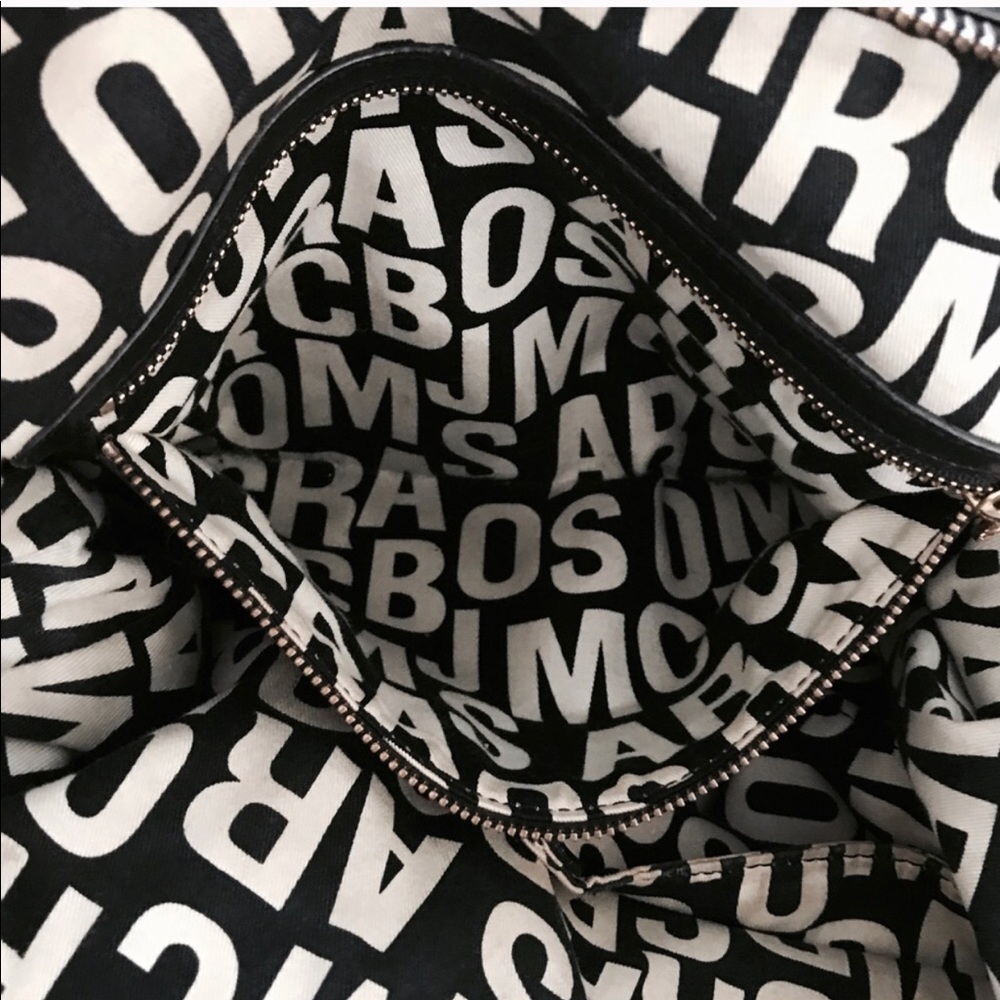 ⭐️Marc by Marc Jacobs Limited Edition⭐️ - Picture 6 of 7